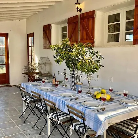Sunny Grandfather Villa